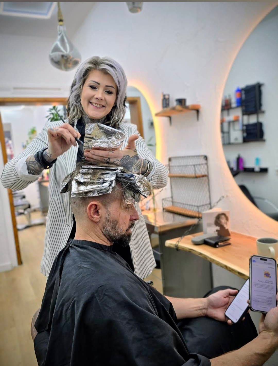 Herren-Coloration und Highlights mit Oksana