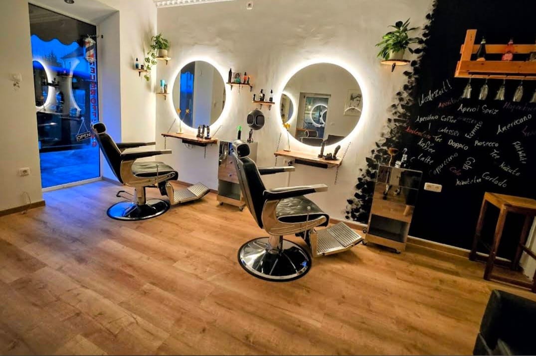 Balsam Blades Salon-Plätze