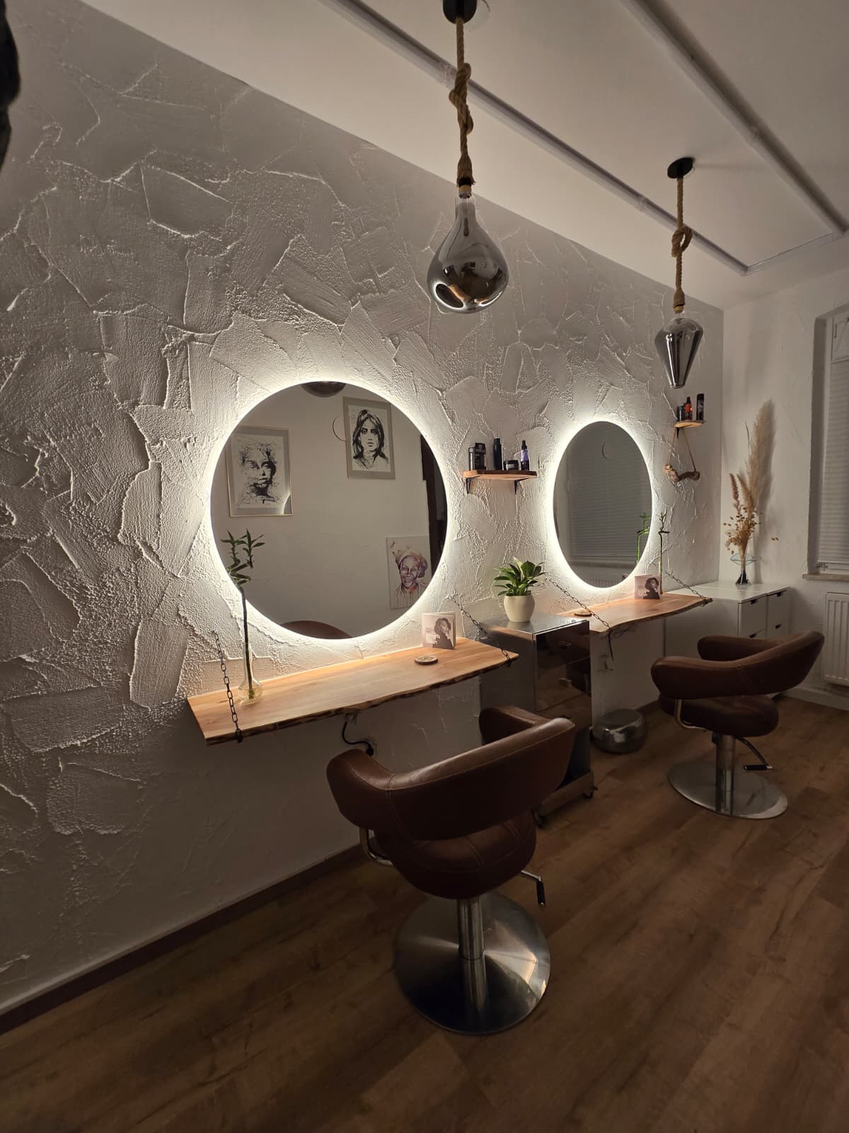 Balsam Blades Salon-Plätze