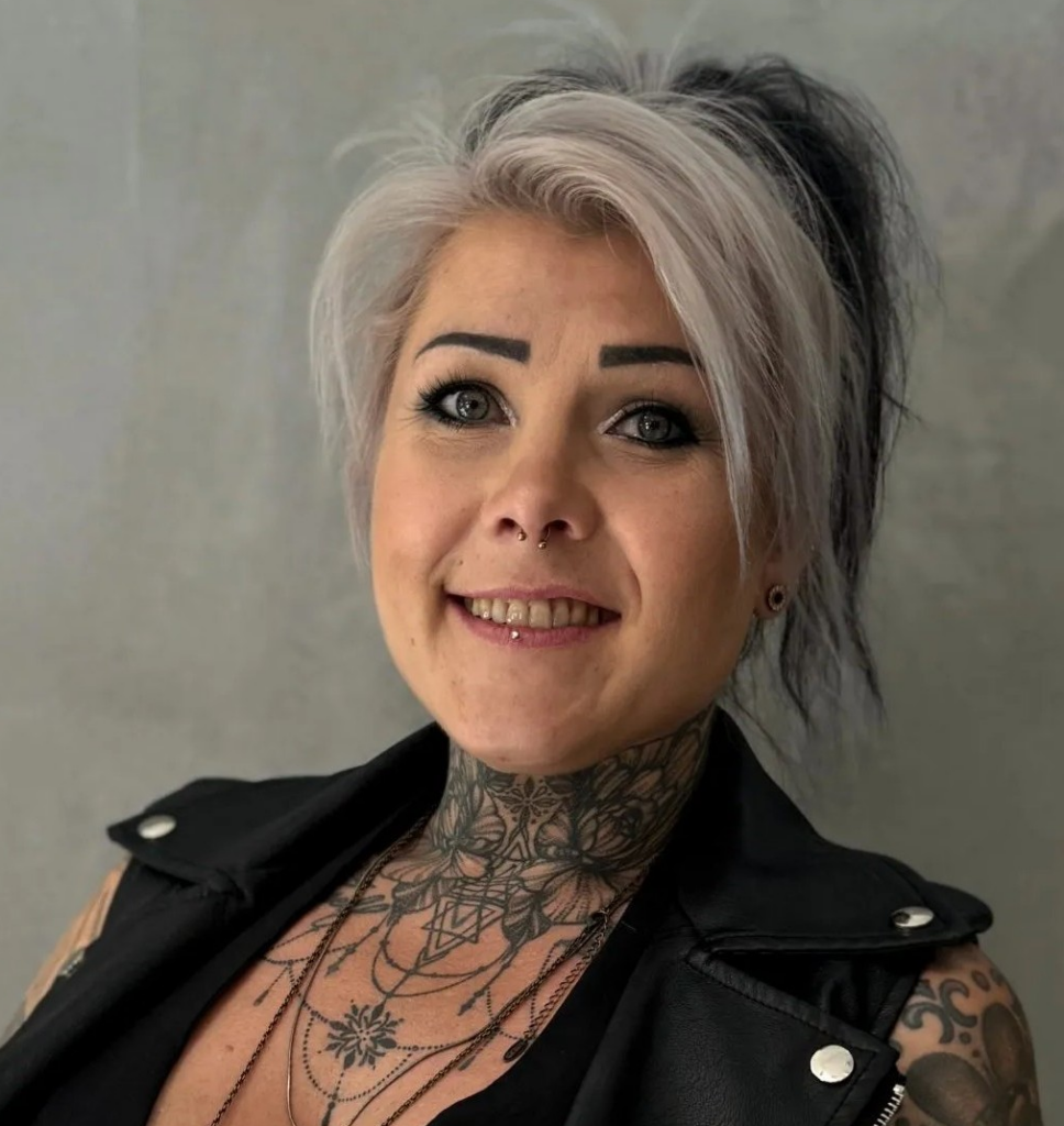 oksana Friseurin Oksana bei Friseursalon Balsam Blades in Erlangen